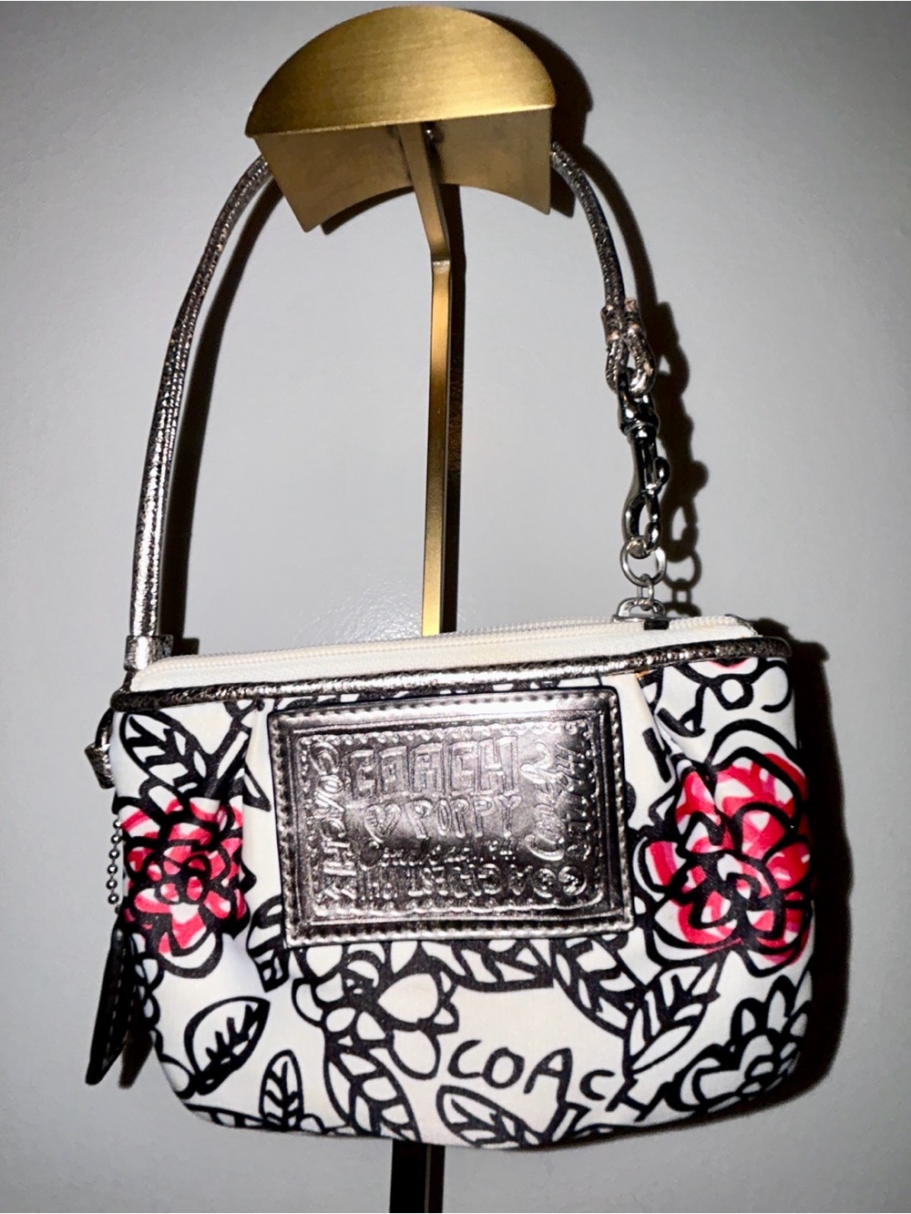 Coach Poppy Graffiti Floral Wristlet. Y2K